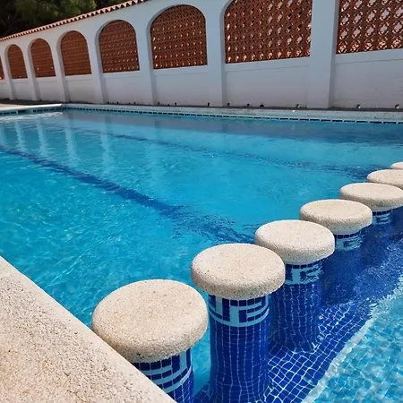 Casa Familiar Cerca De Cala Montgo - Hisp-236-189