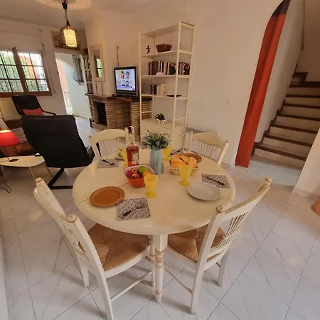 Casa Familiar Cerca De Cala Montgo - Hisp-236-189 Holiday home Torroella De Montgri