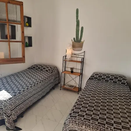 Casa Familiar Cerca De Cala Montgo - Hisp-236-189 *