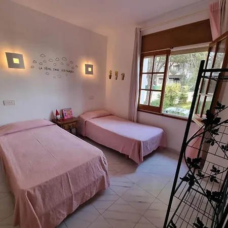 Casa Familiar Cerca De Cala Montgo - Hisp-236-189 *